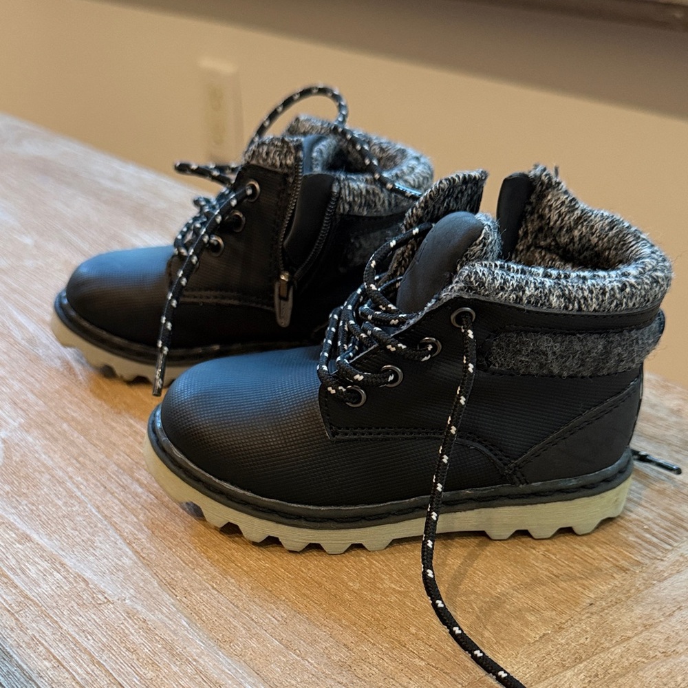 Cozy Zara Black Kids Boots with Fleece Lining